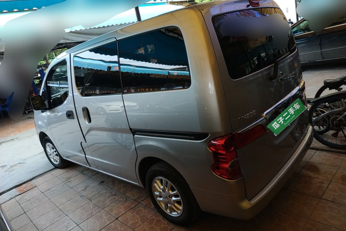 日产nv200 2010款 1.6l 豪华型