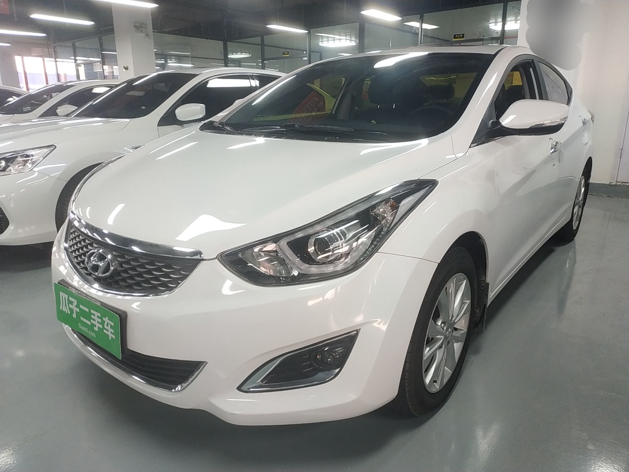 现代 朗动 2016款 1.6l 自动尊贵型