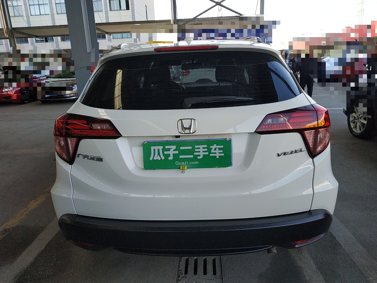 无锡本田 缤智 2018款 1.5l cvt两驱科技精英型二手车