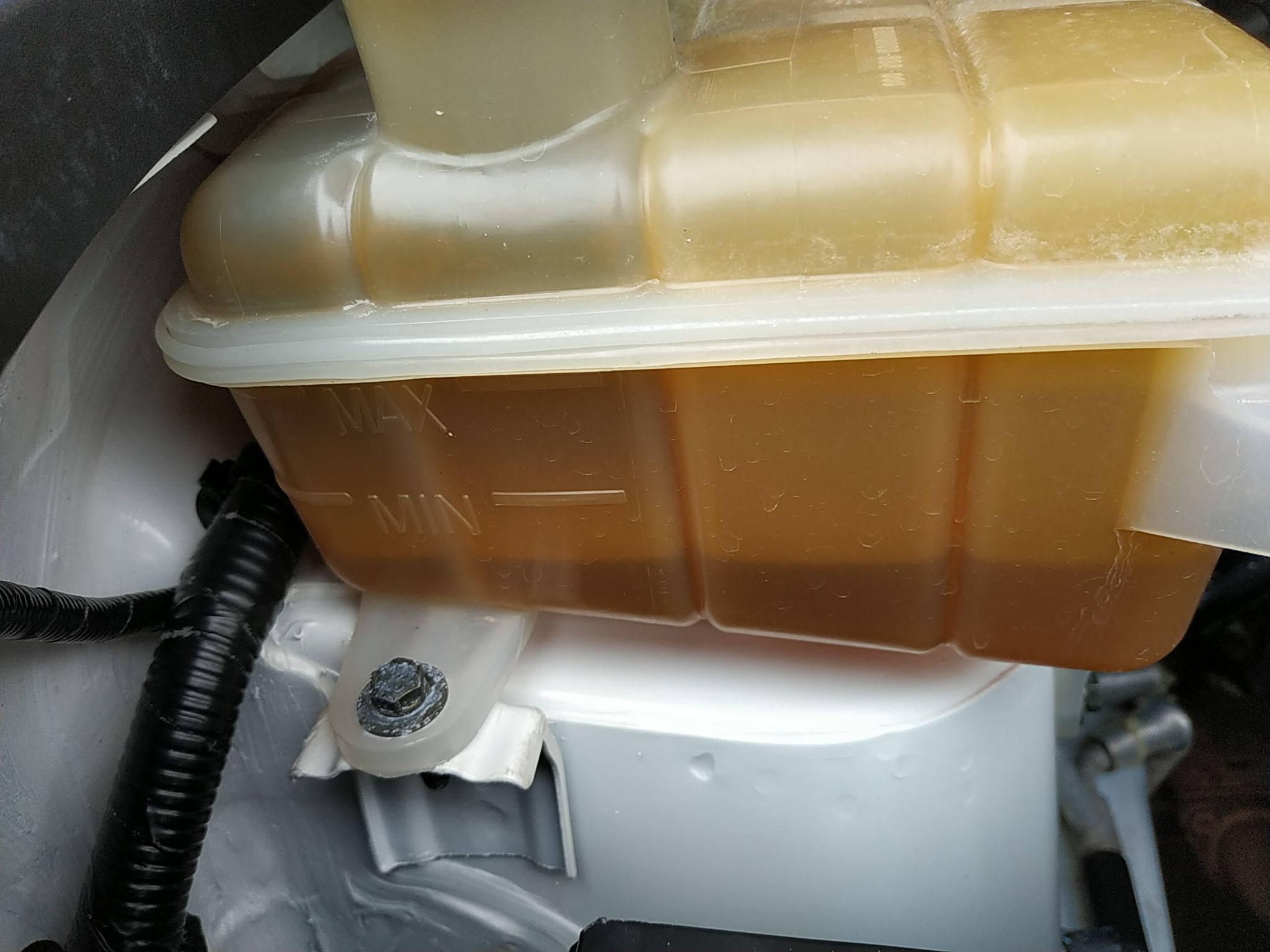 北汽幻速s3l 2016款 s3l 1.5l 手动尊贵型