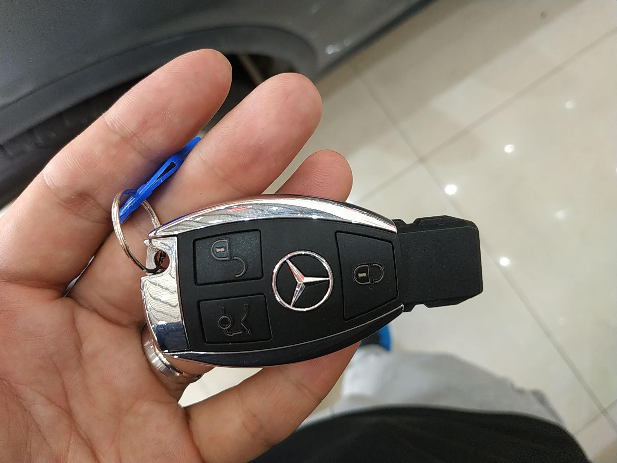 奔驰glc级 2016款 glc 260 4matic 动感型