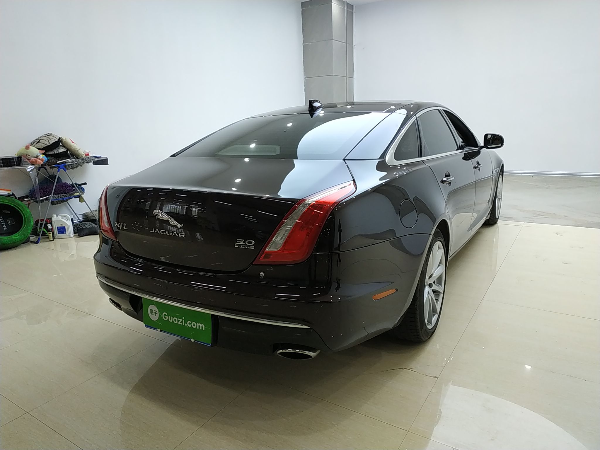 捷豹xj 2016款 xjl 3.0 sc 四驱全景商务版