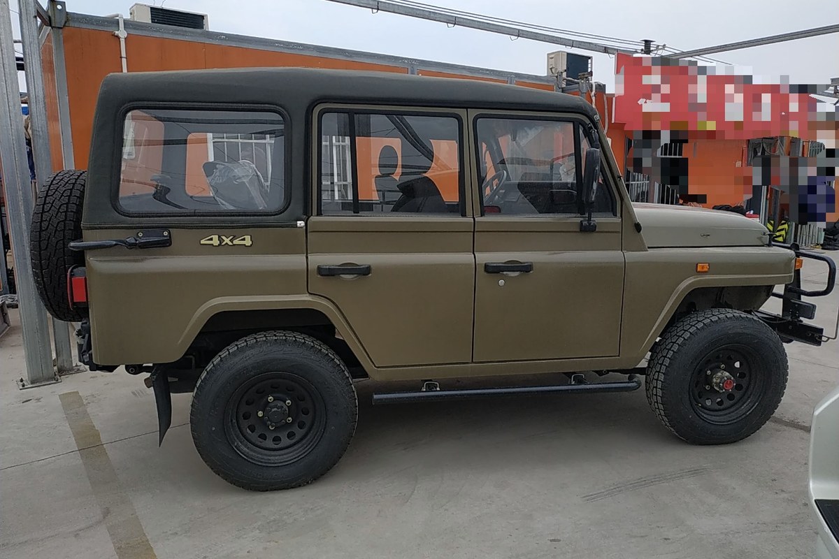 北京212吉普车2019款,北京212吉普车2015款 北汽bj212 2019款 1.5t 方门 国v二手车【价格 图片