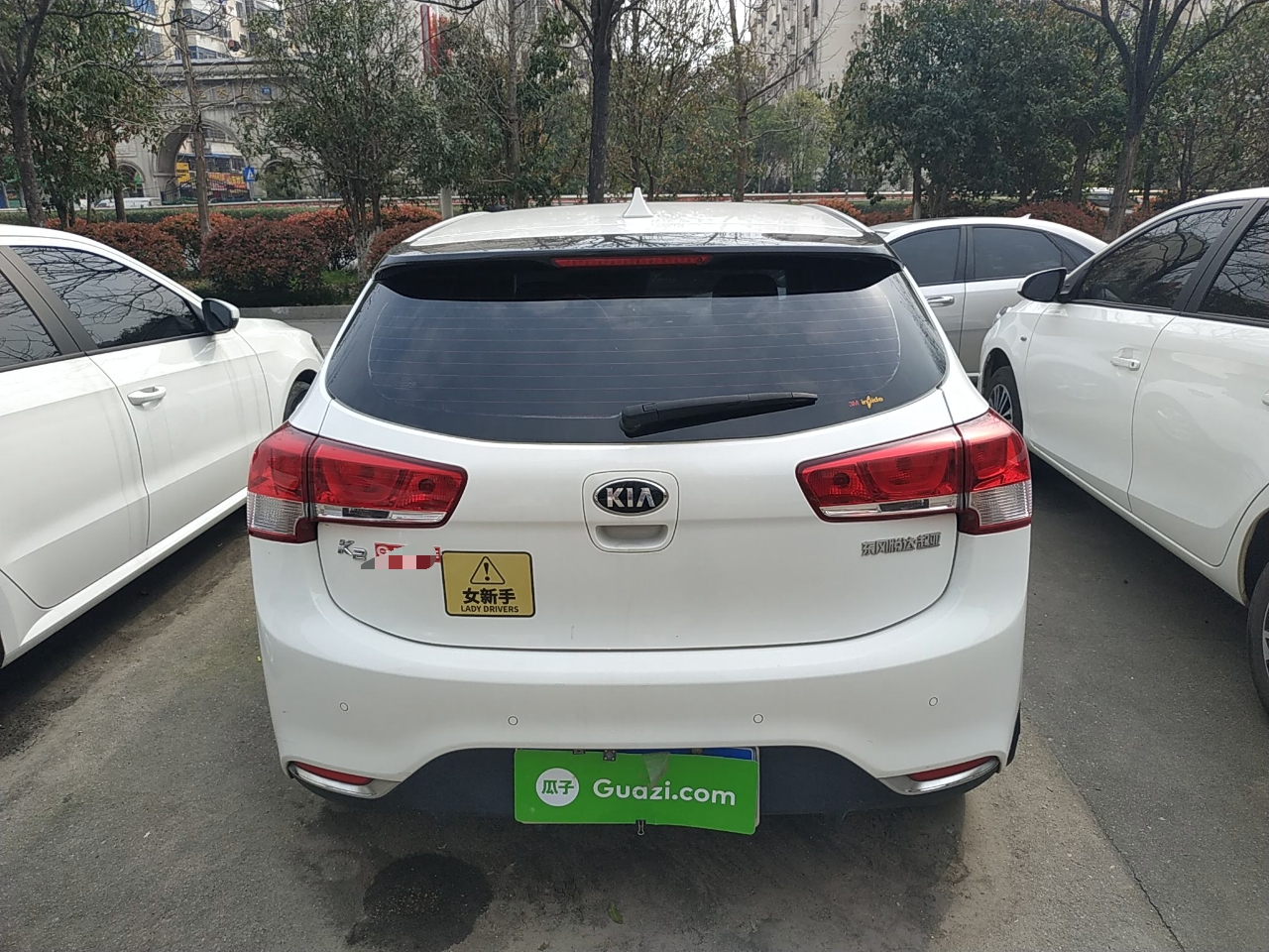 4l 自动 5门5座两厢车 gls炫酷版 (国Ⅴ)