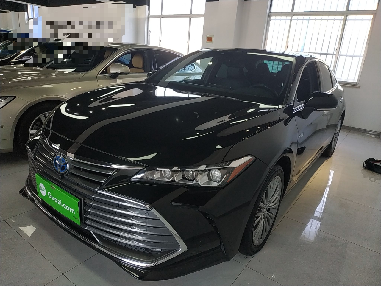 丰田 亚洲龙 2019款 双擎 2.5l xle尊贵版 国v