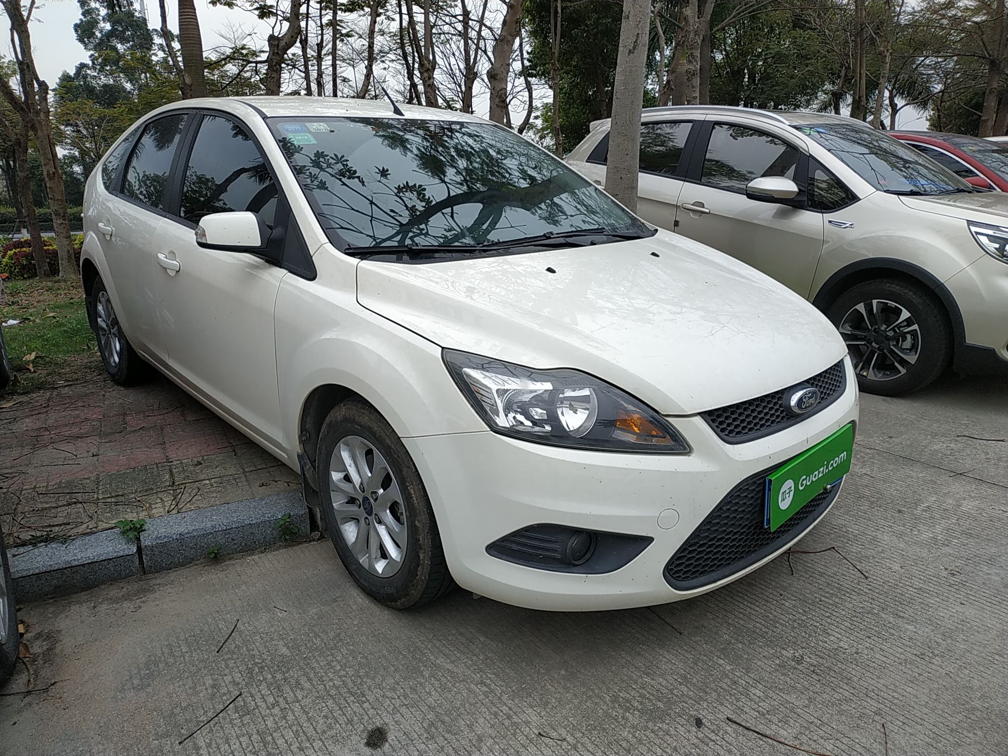 福特福克斯 2013款 1.8l 自动 5门5座两厢车 经典基本型 (国Ⅳ)
