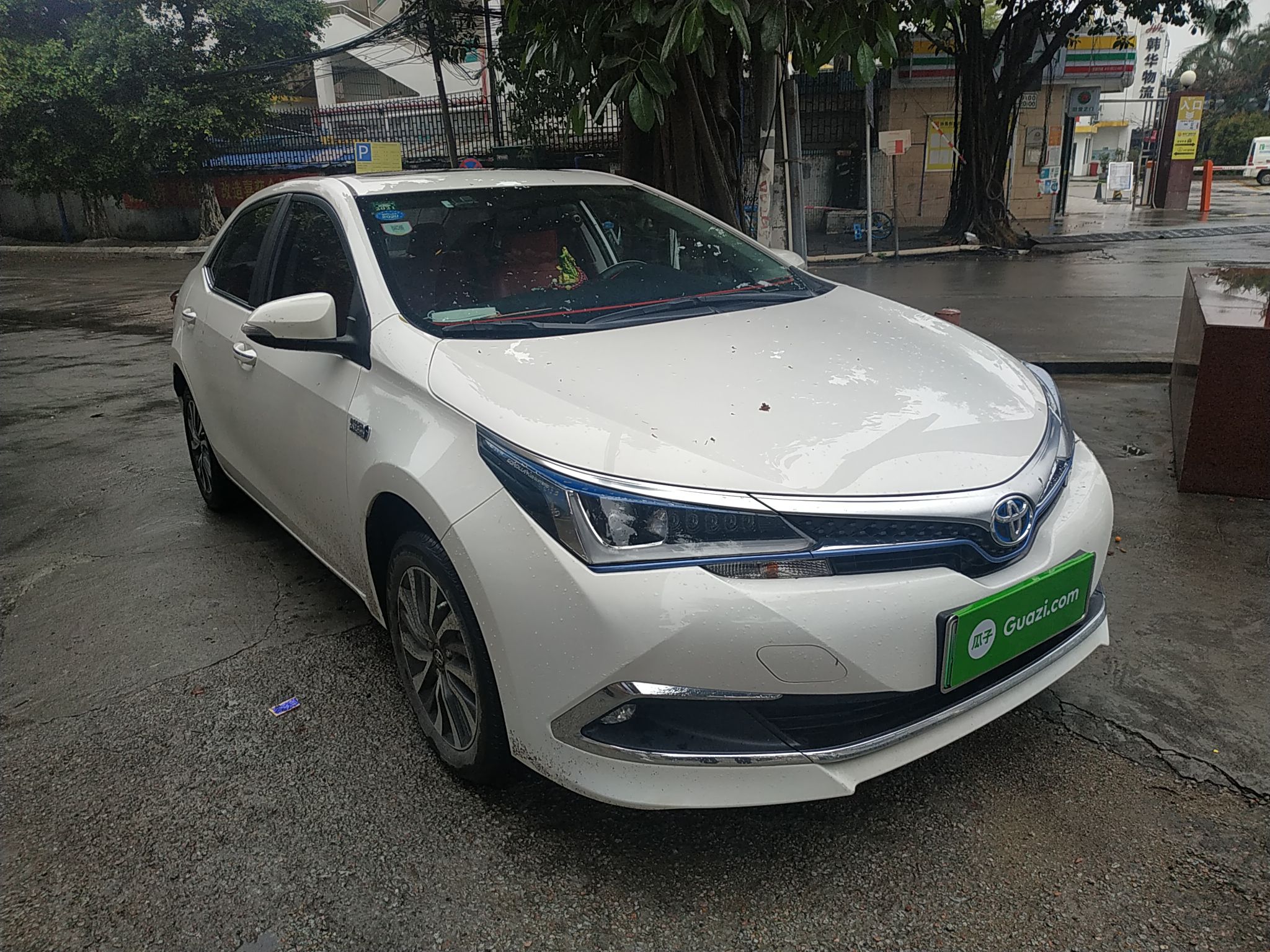 丰田卡罗拉双擎e 2019款 1.8l 自动 领先版(国)