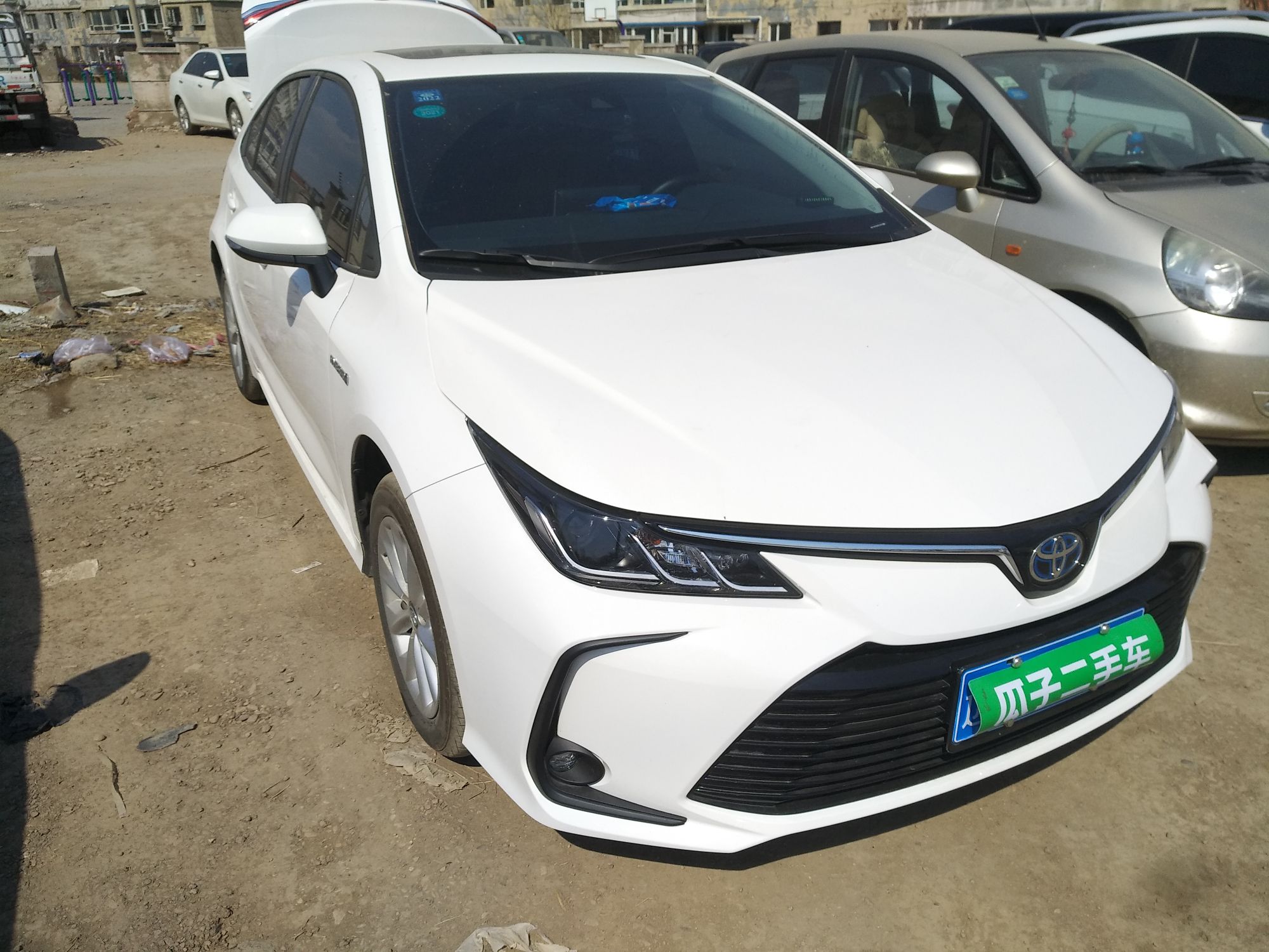 丰田 卡罗拉 2019款 双擎 1.8l e-cvt gl-i精英版