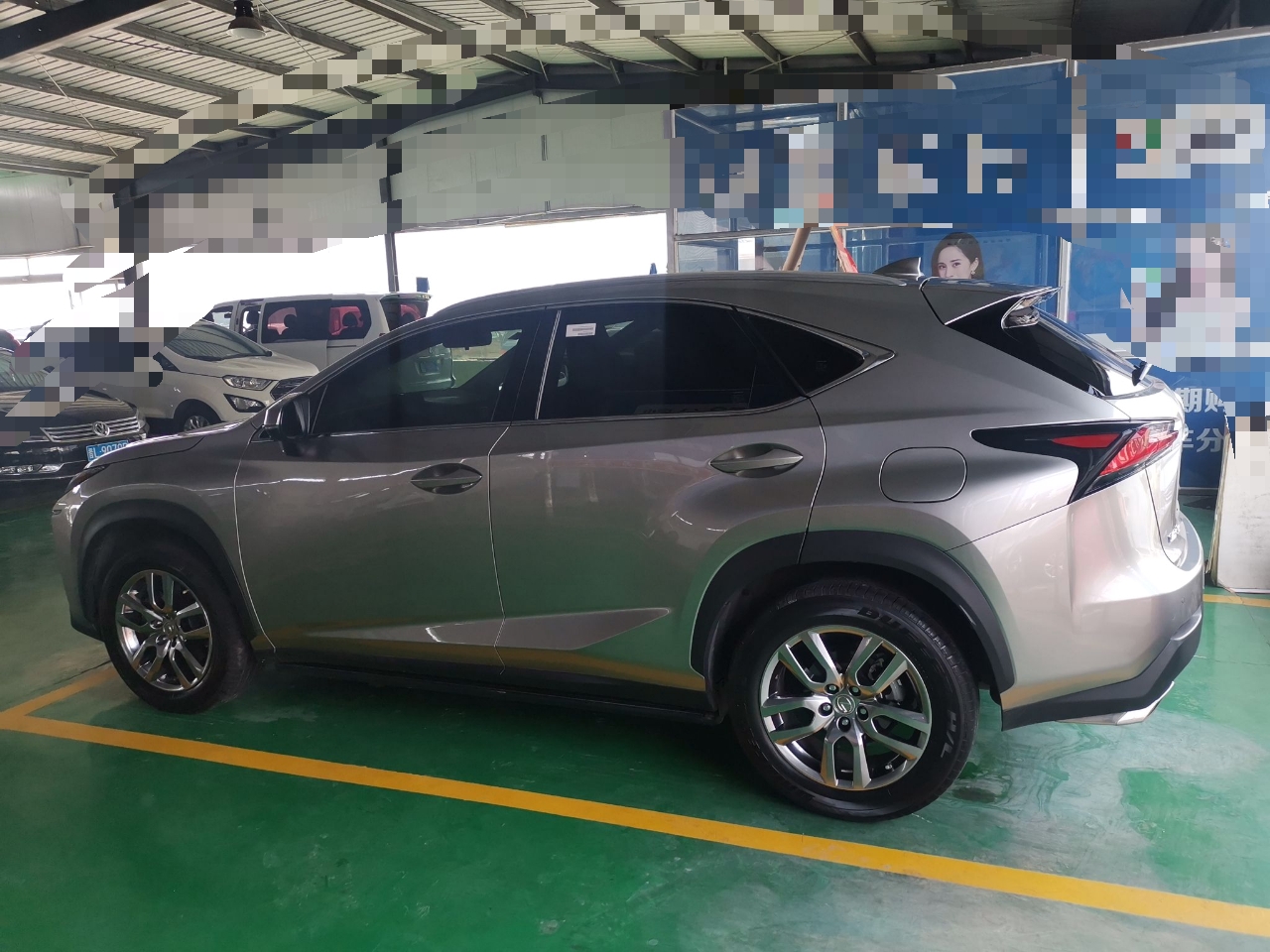雷克萨斯nx 200t [进口] 2015款 2.0t 自动 锋尚版