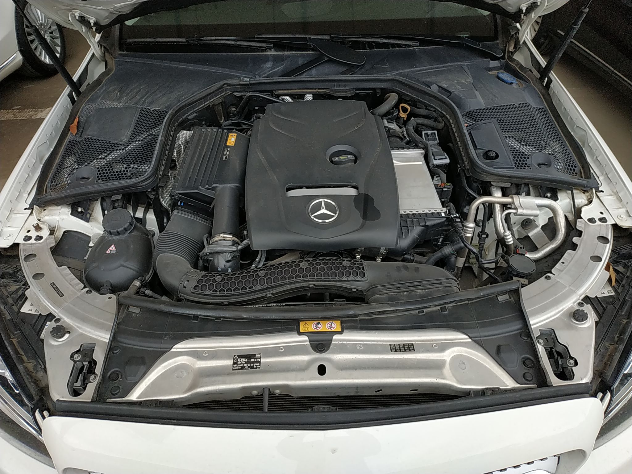 奔驰c级 c200l 2018款 2.0t 自动 运动版(国)