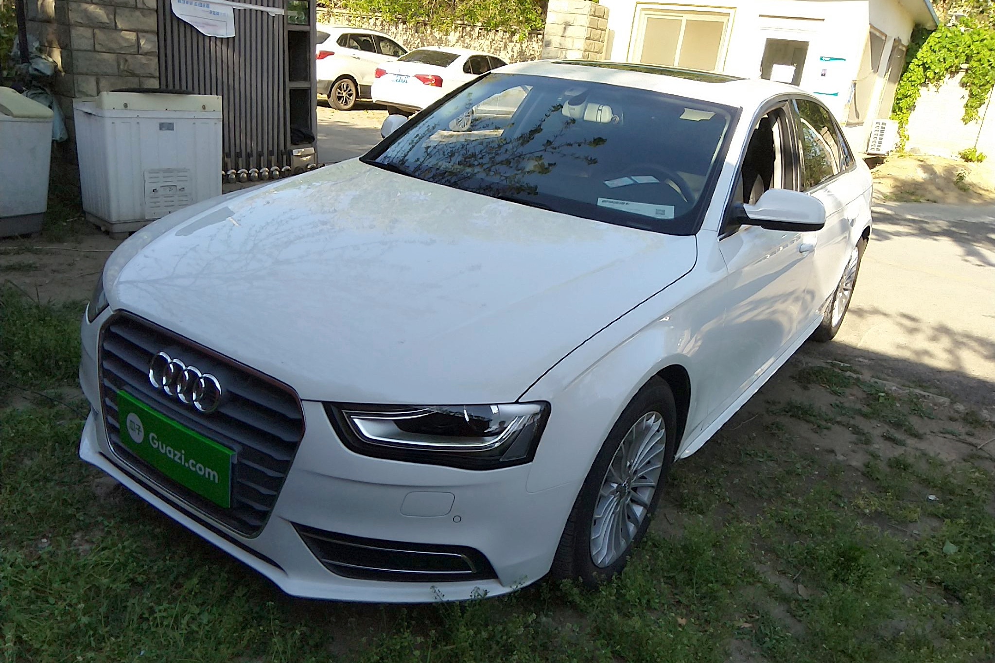奥迪a4l 2015款 35 tfsi 自动舒适型