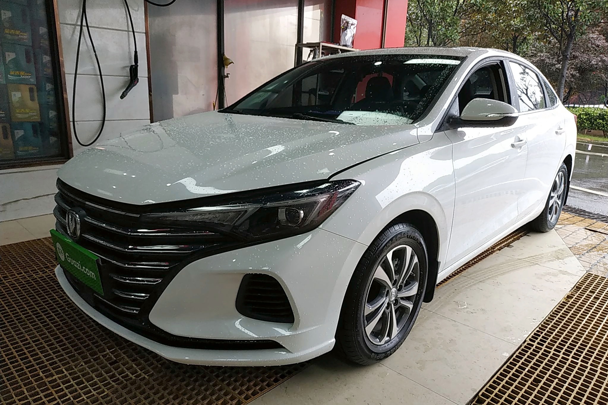 长安 逸动 2020款 plus 1.6l gdi 手动豪华型 车辆图片