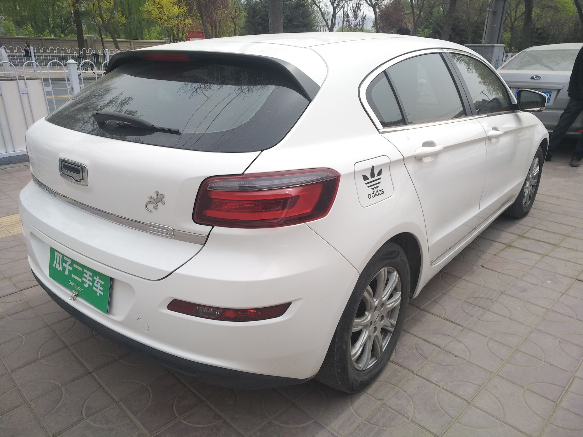 观致3 2014款 1.6l 自动 5门5座两厢车 致悦型(国)