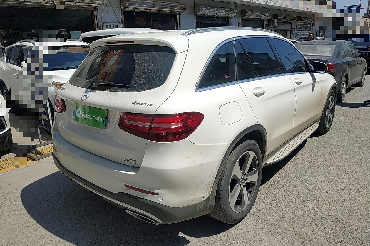 奔驰glc级 2017款 glc 300 4matic 动感型