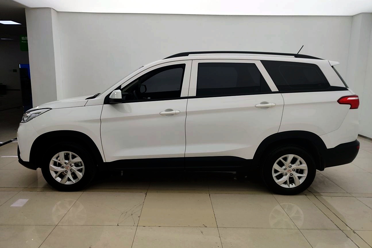 五菱宏光s3 2019款 1.5l 手动标准型 国vi