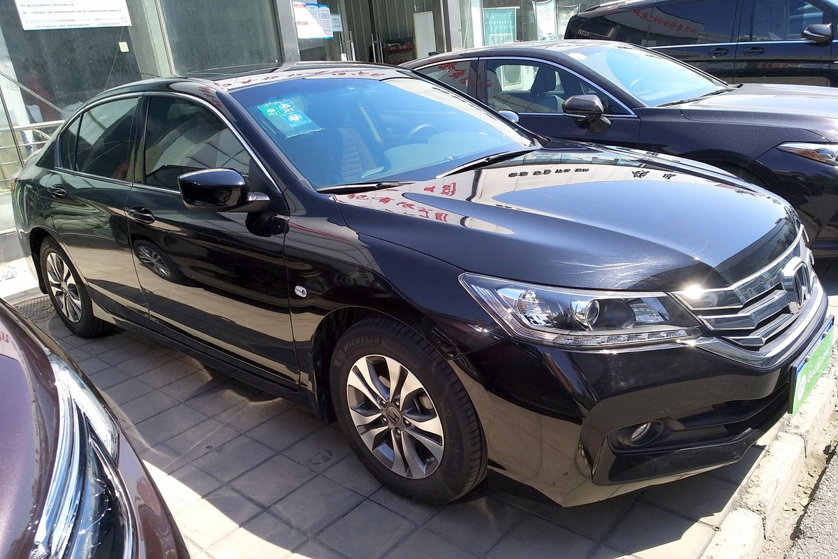 2015款雅阁2.0舒适版,2015款九代雅阁参数 本田 雅阁 2015款 2.0l lx 舒适版 车辆图片