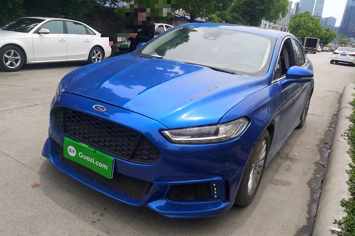 福特 蒙迪欧 2013款 2.0l gtdi200豪华型