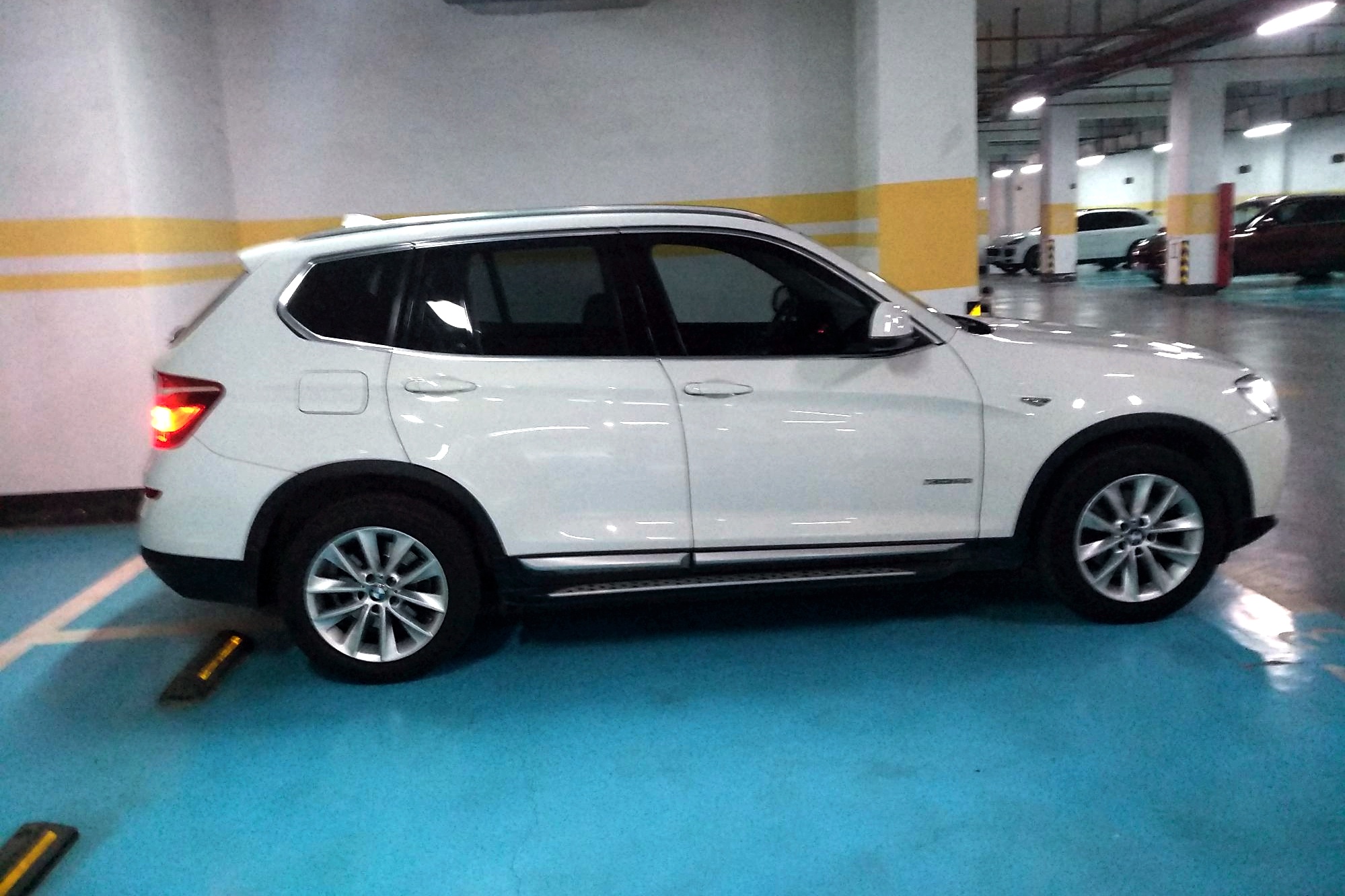 宝马x3 2014款 xdrive20i x设计套装(进口)