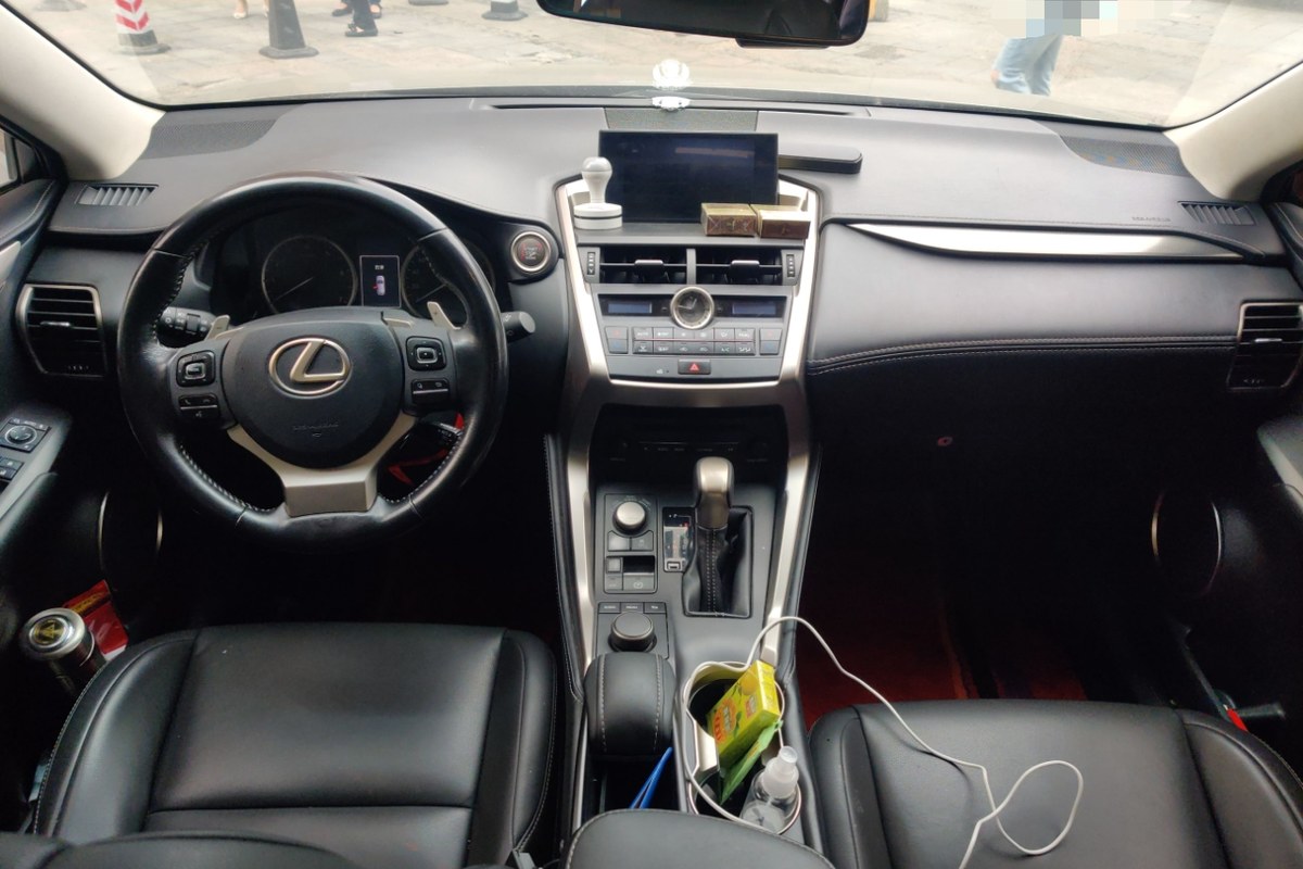 雷克萨斯nx200t,雷克萨斯nx200t2017款 雷克萨斯nx 2015款 200t 全驱 锋尚版