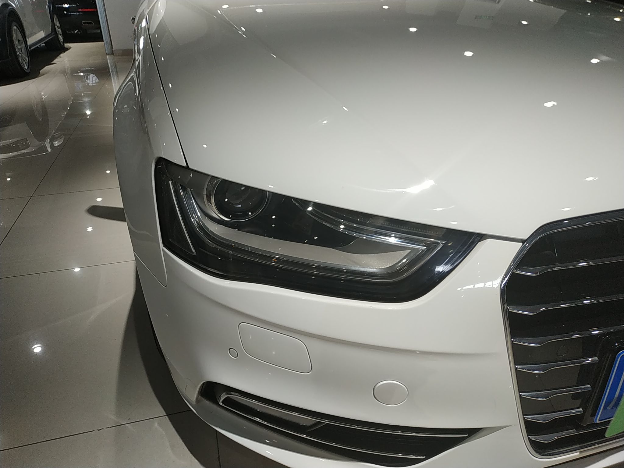 奥迪a4l 2016款 2.0t 自动 标准型典藏版(国)