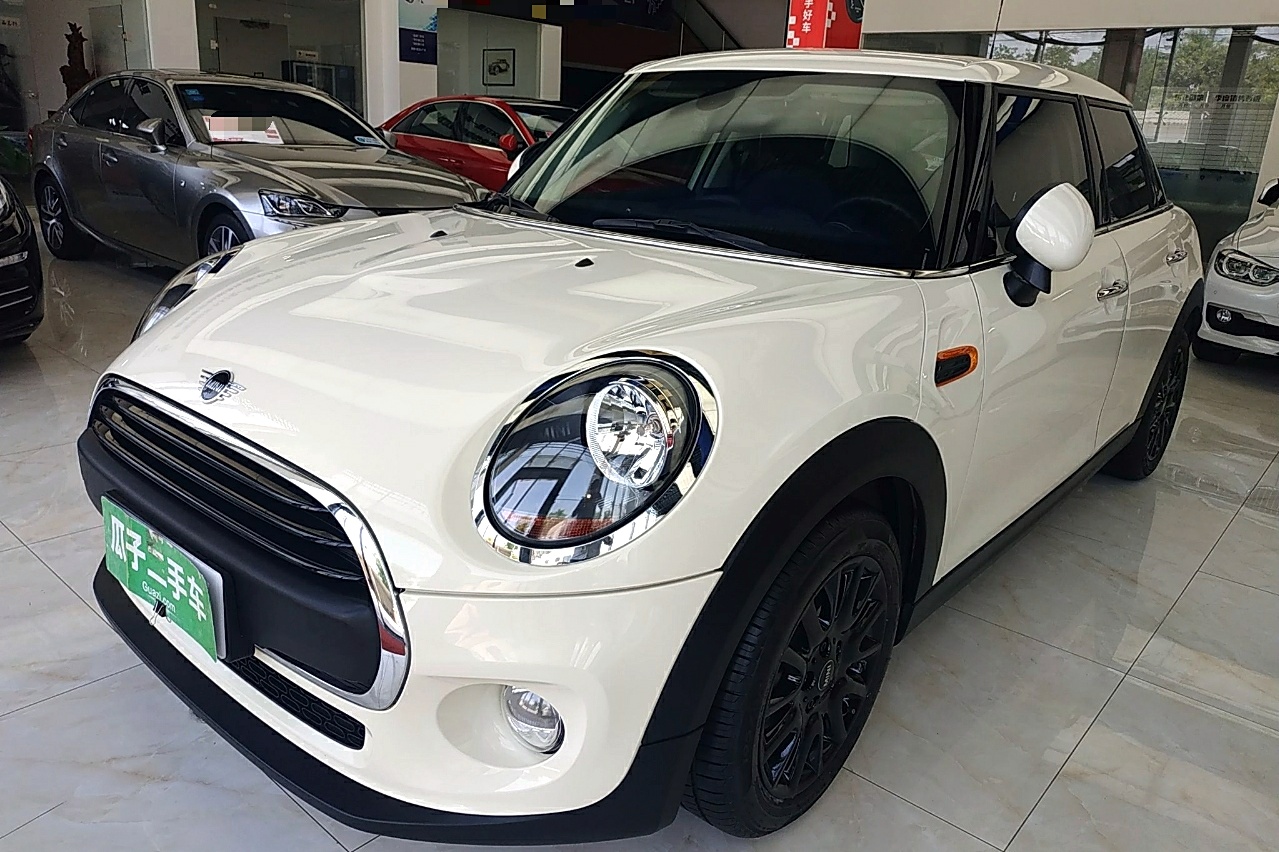 mini clubman 2016款 改款 1.5t cooper 鉴赏家版 车辆图片