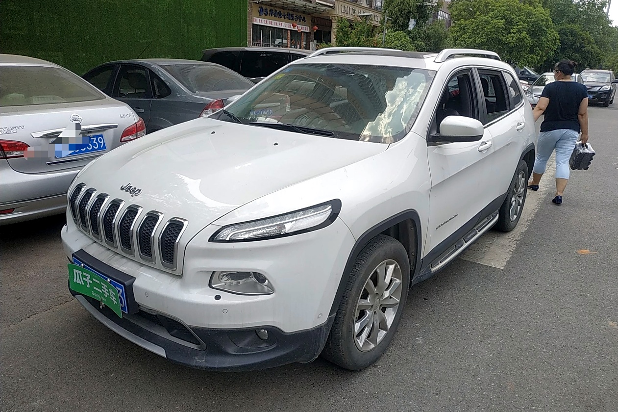 jeep 自由光 2016款 2.4l 优越版