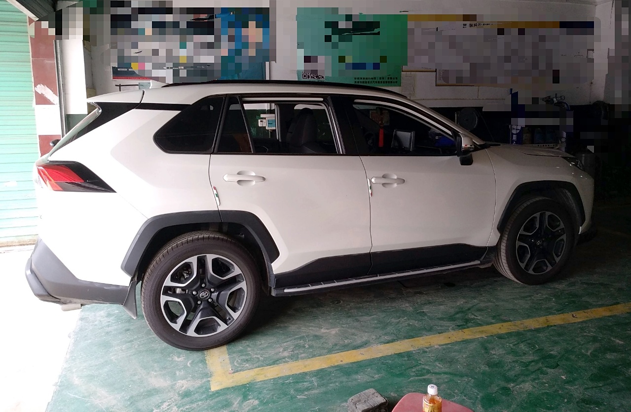 丰田rav4 2020款 2.0l cvt两驱尊贵版 车辆图片