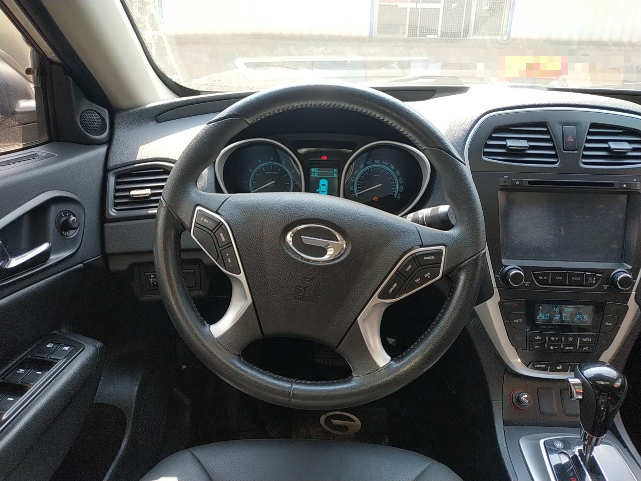 传祺gs5 2013款 1.8t 自动四驱豪华版