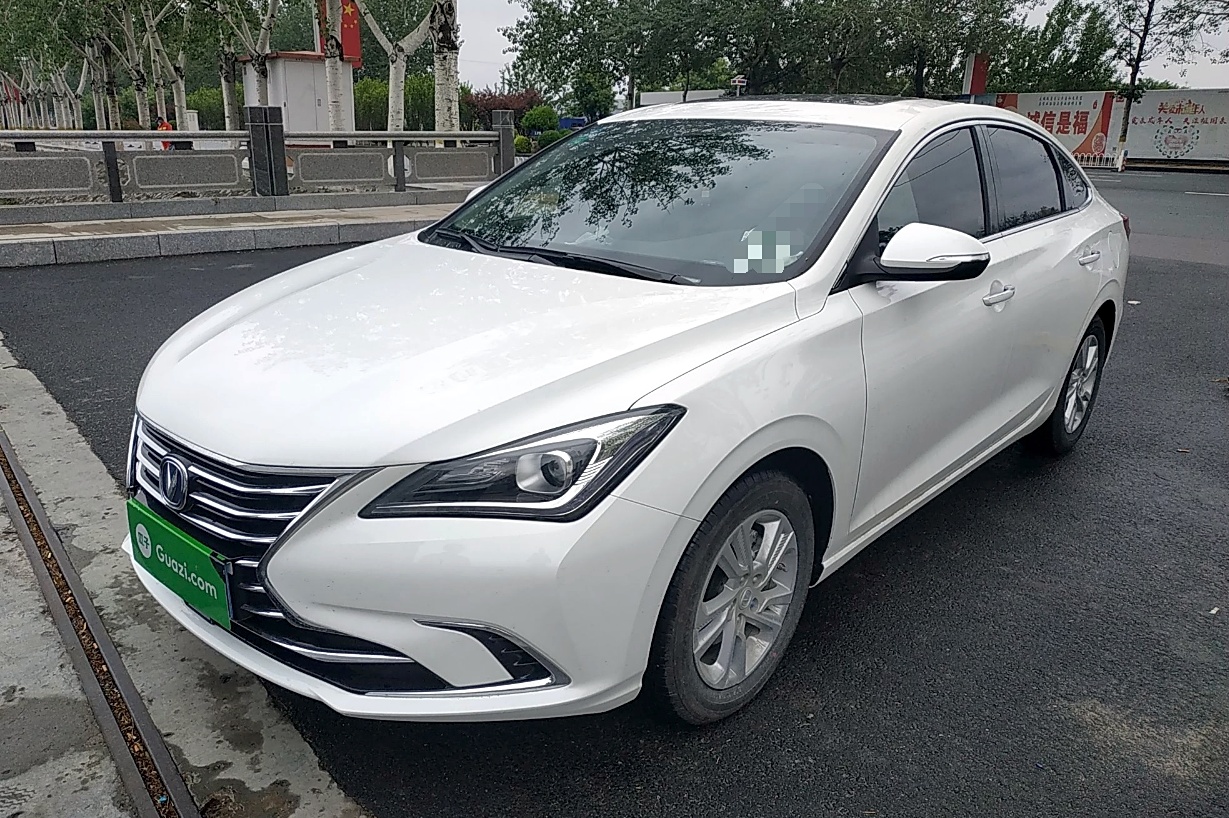 长安 逸动 2019款 高能版 1.6l gdi 手动先锋型 国vi