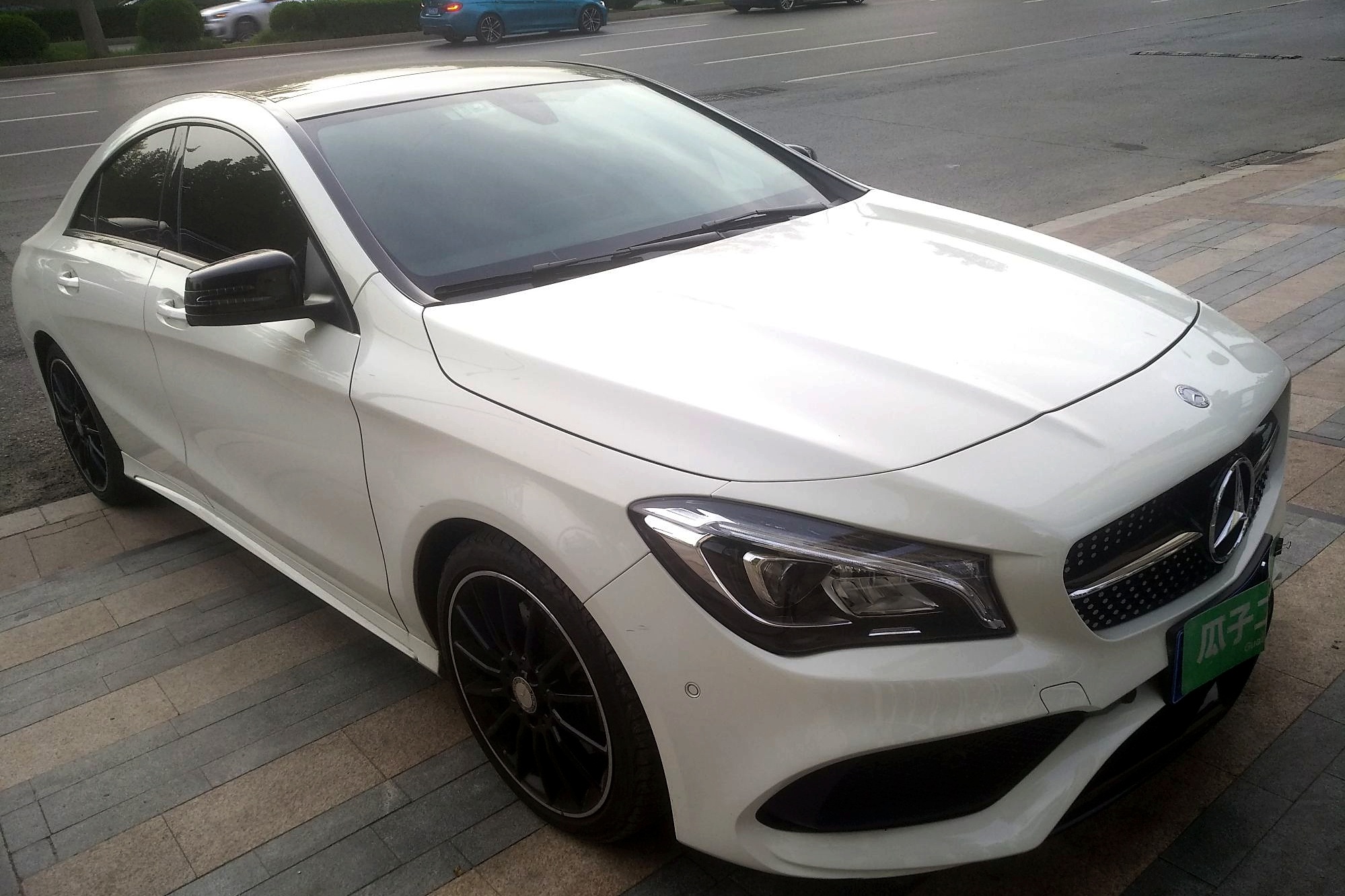 奔驰cla级 2016款 改款 cla 220 4matic(进口)