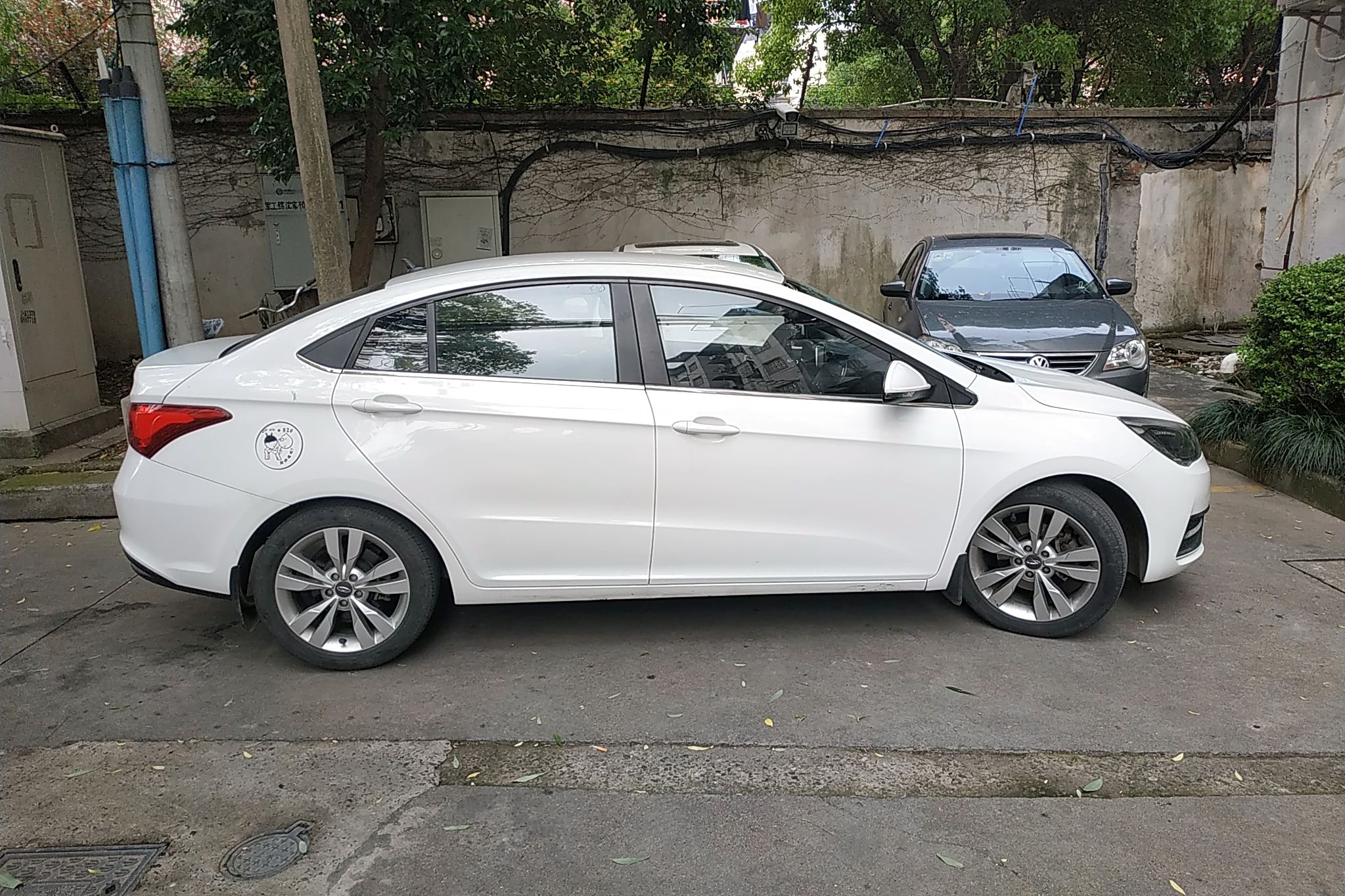 奇瑞 艾瑞泽5 2016款 1.5l cvt领潮版 车辆图片