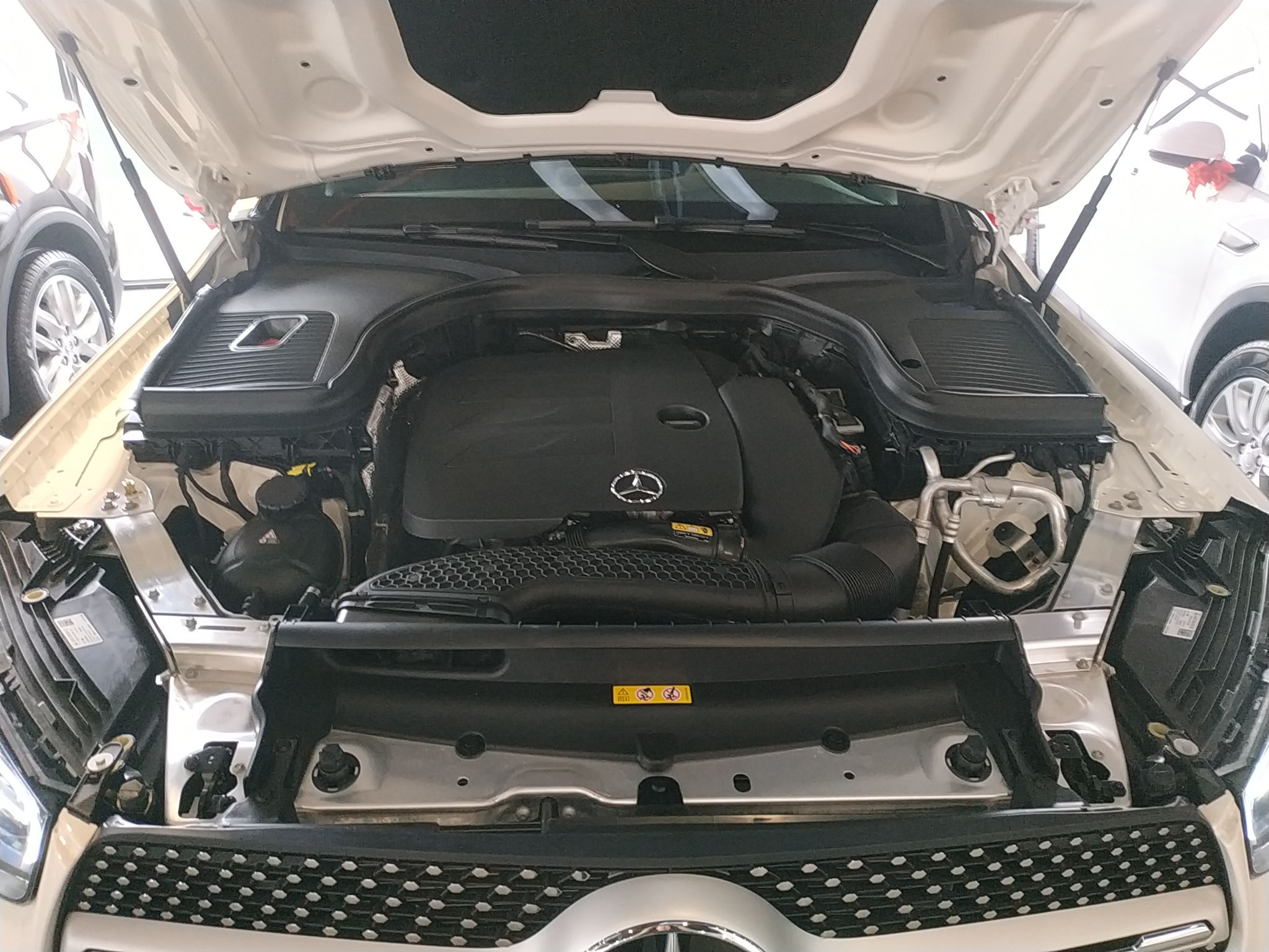 奔驰glc级 2020款 glc 300 l 4matic 动感型