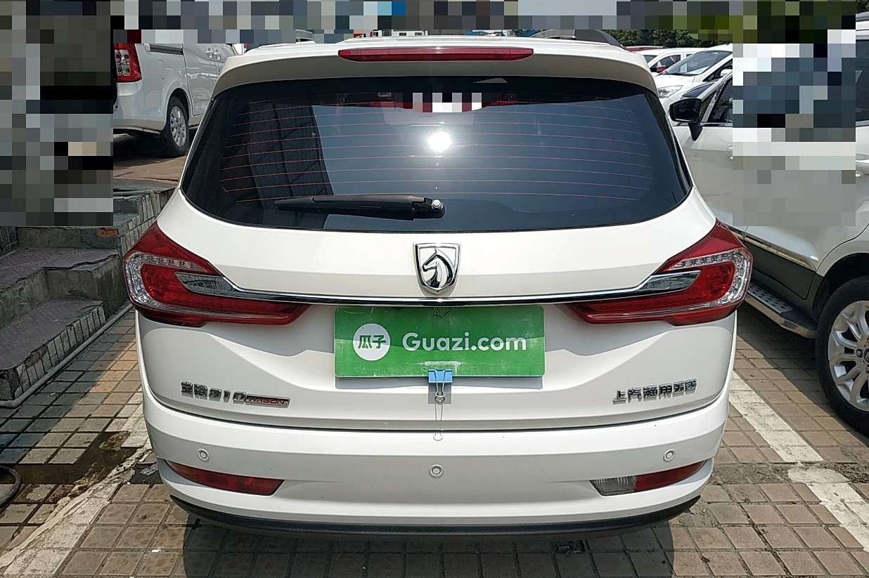 宝骏310w 2017款 1.5l 手动时尚型 国v