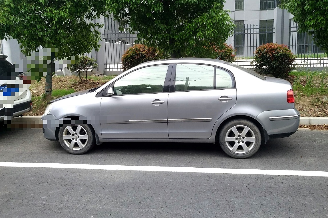 大众polo 2009款 劲取 1.4l 自动雅致版