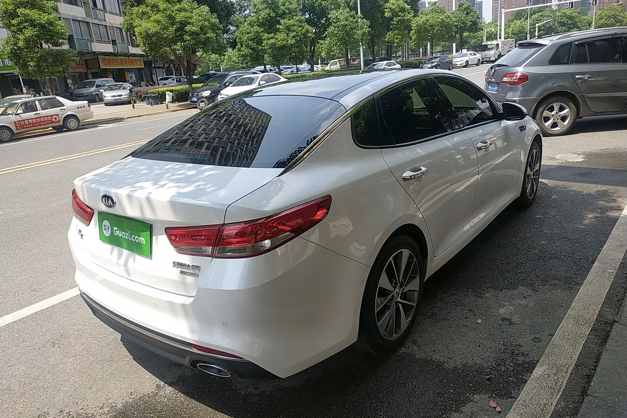 起亚k5 2016款 2.0l 自动lux 车辆图片