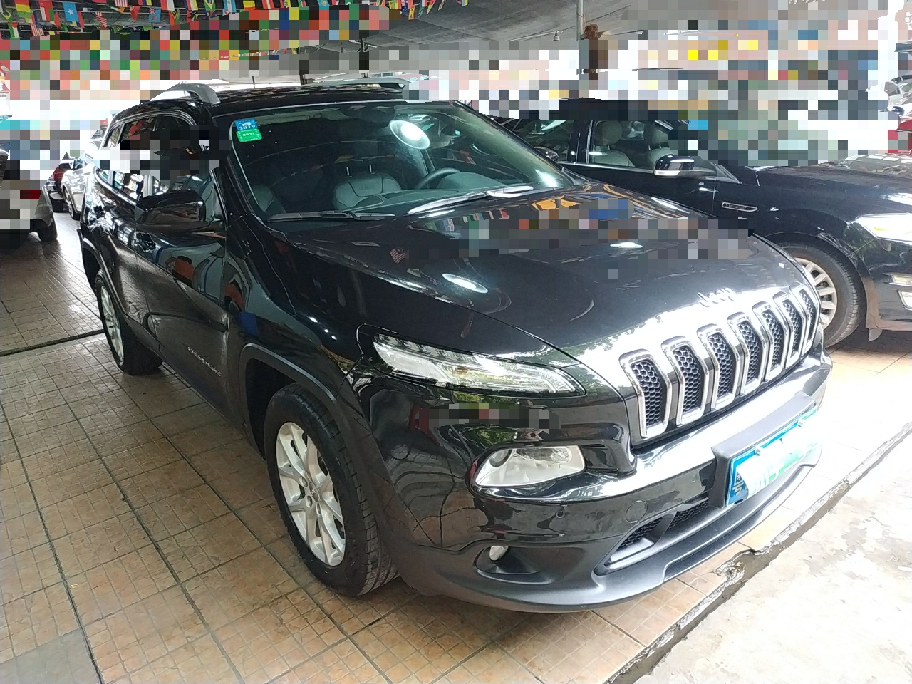 jeep 自由光 2016款 2.0l 优越版 车辆图片