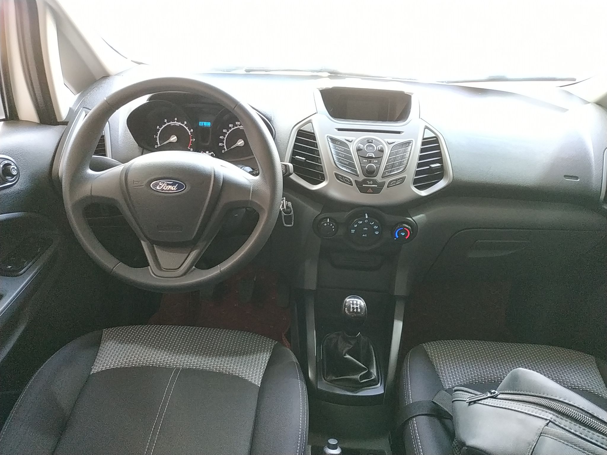 福特 翼搏 2013款 1.5l 手动舒适型 车辆图片
