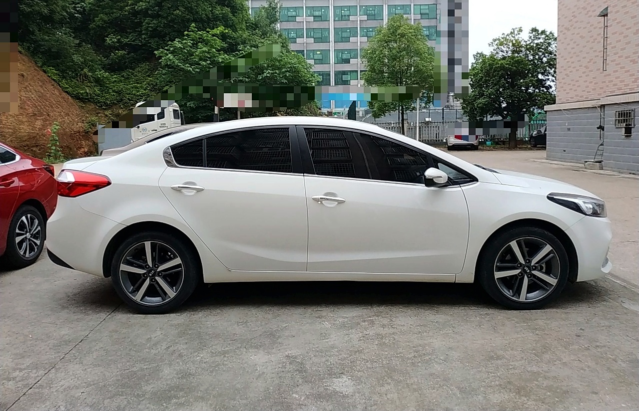 起亚k3 2017款 1.6l 自动15周年特别版gls