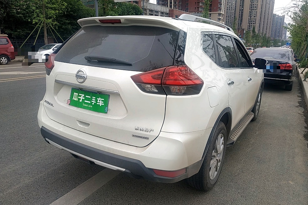 日产 奇骏 2019款 2.0l cvt舒适版 2wd