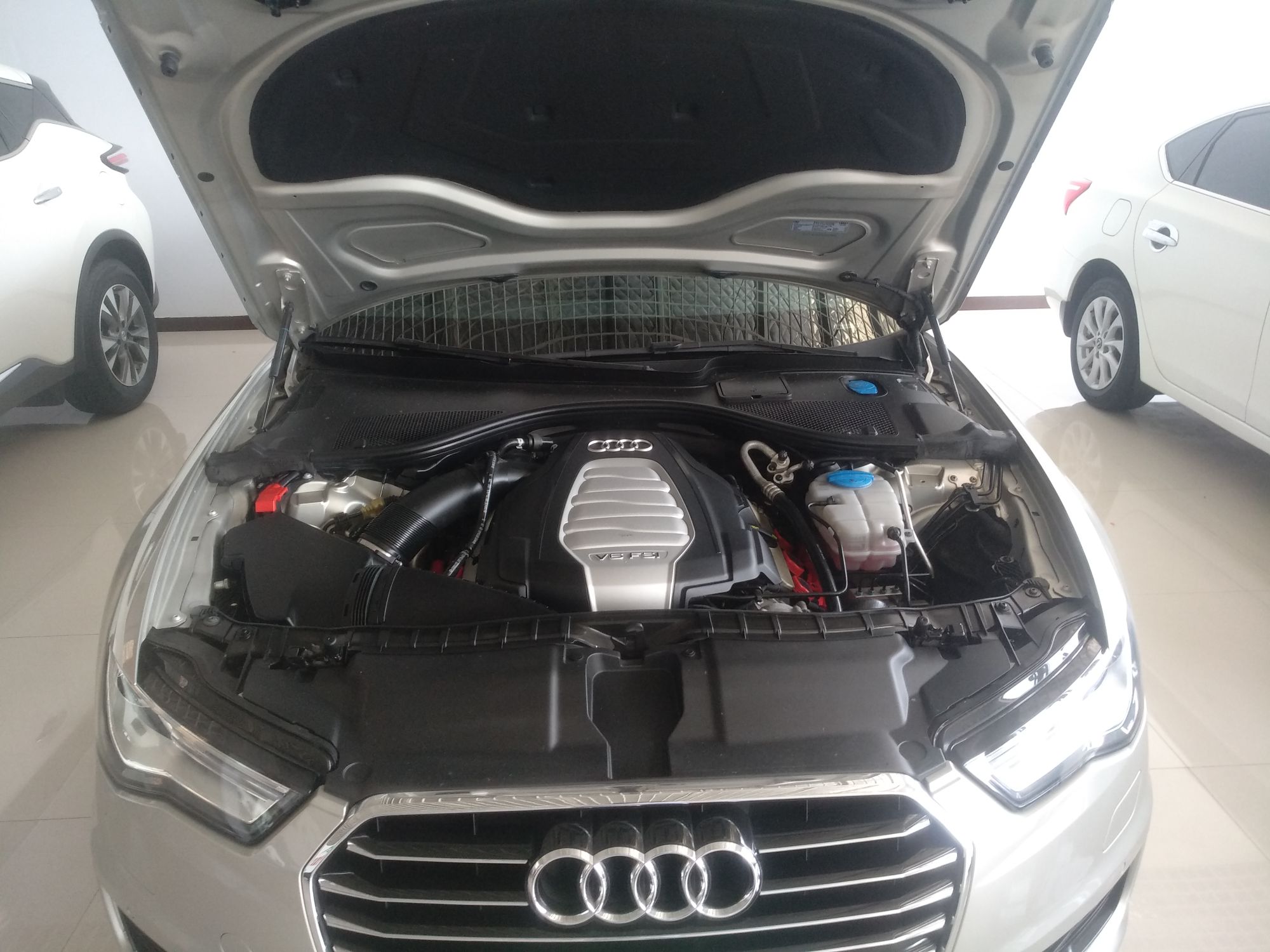 奥迪a6l 2016款 30 fsi 舒适型