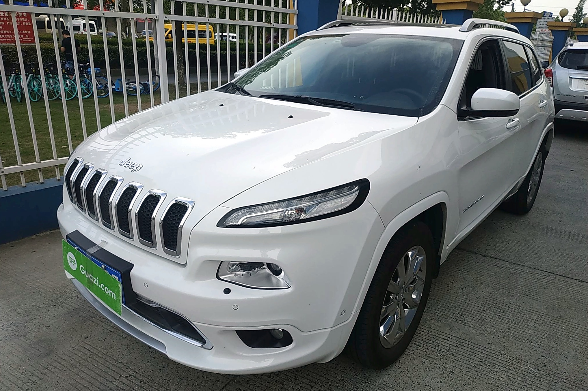 jeep 自由光 2017款 2.4l 优越版