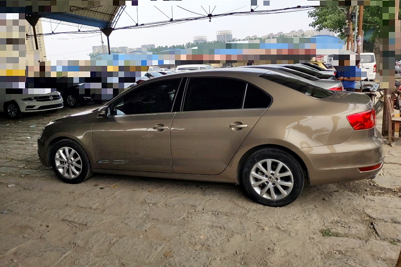 大众 速腾 2012款 1.4tsi 手动豪华型
