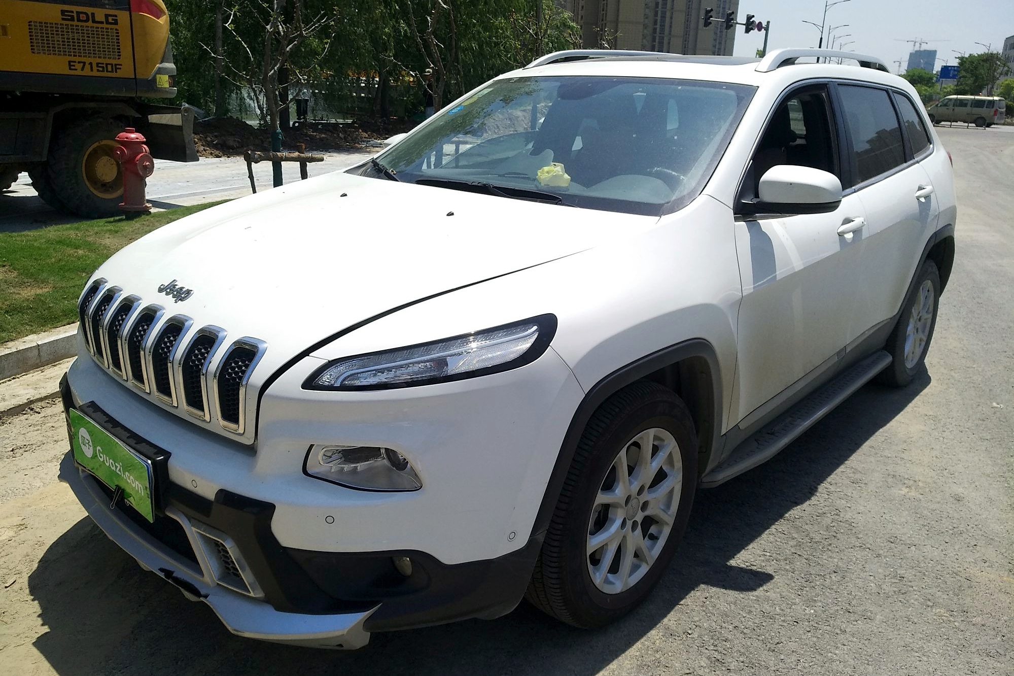 jeep 自由光 2016款 2.0l 优越版 车辆图片