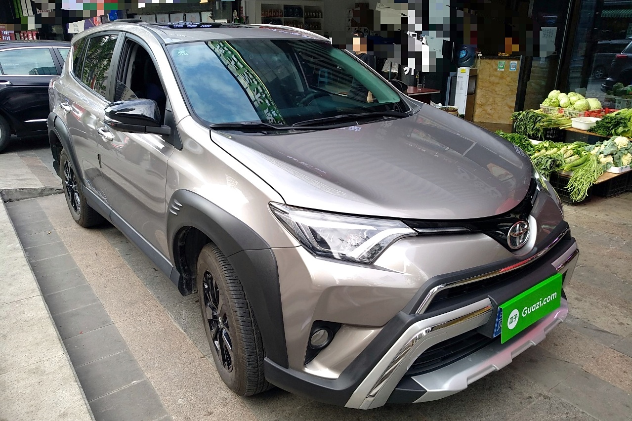 丰田rav4 2019款 2.0l cvt两驱风尚x限量版 国v