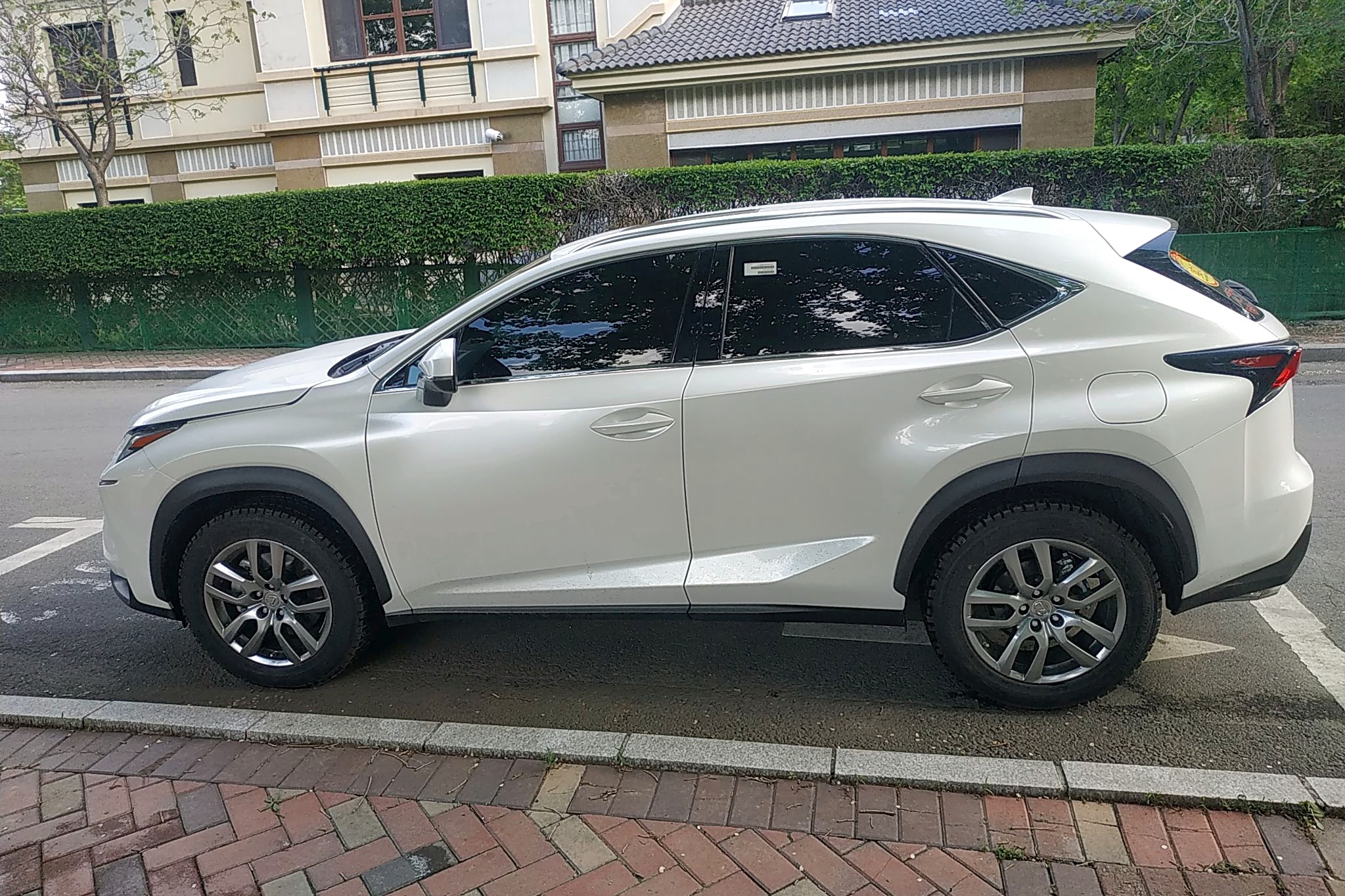 雷克萨斯nx 2015款 200t 全驱 锋尚版 车辆图片