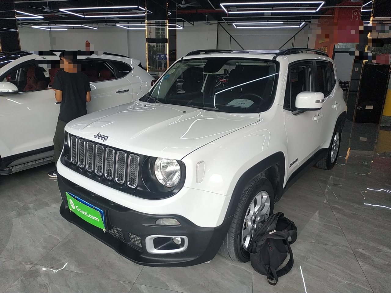 吉普自由侠 2017款 1.4t 自动 180t劲能版 (国Ⅴ)