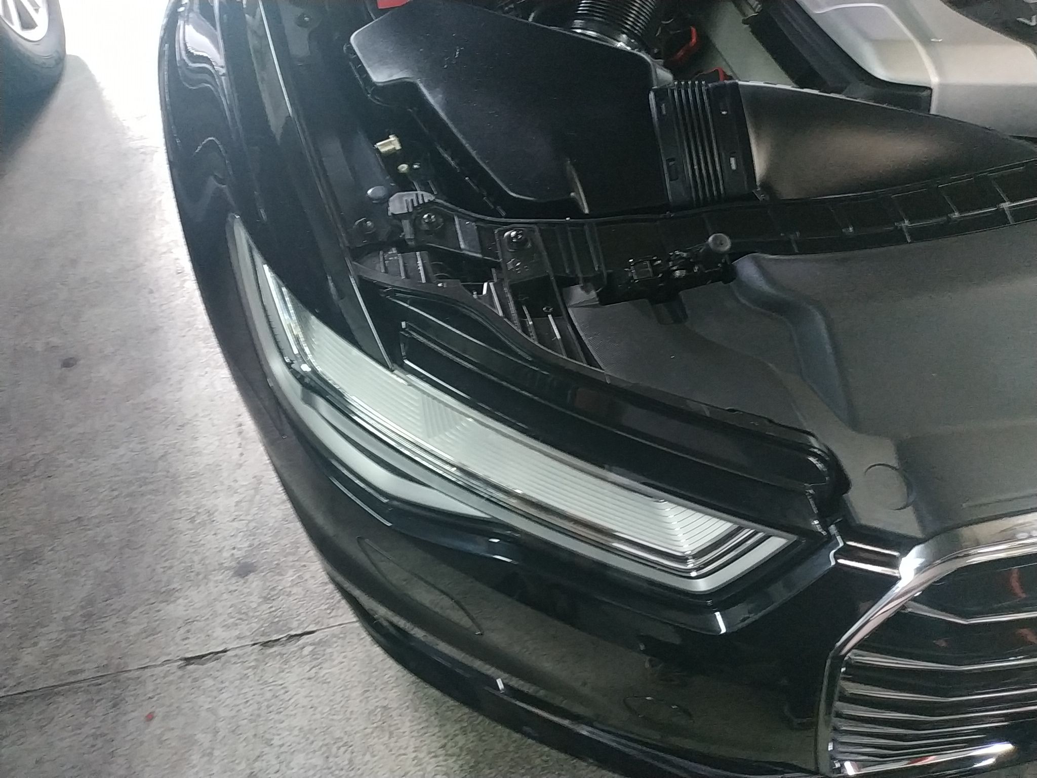 奥迪a6l 2017款 45 tfsi quattro 运动型