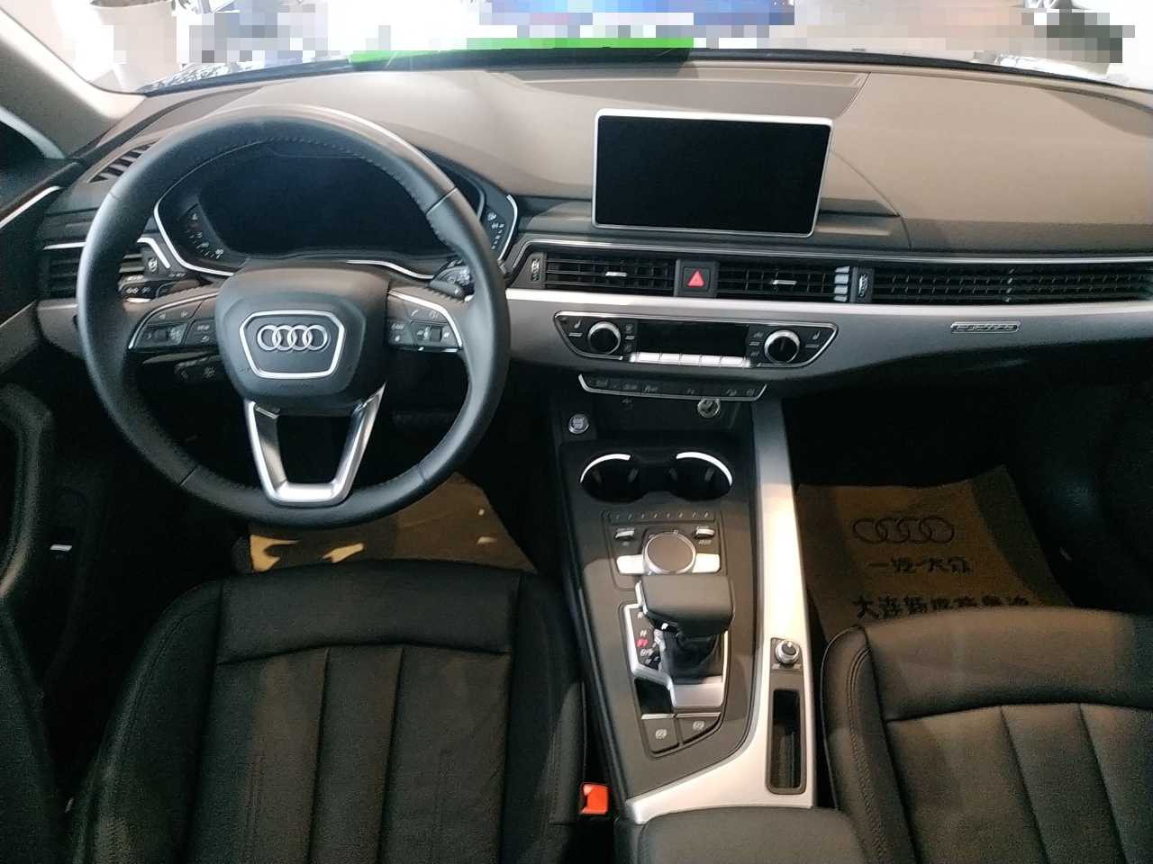 奥迪a4 2019款 45 tfsi allroad quattro 时尚型(进口)