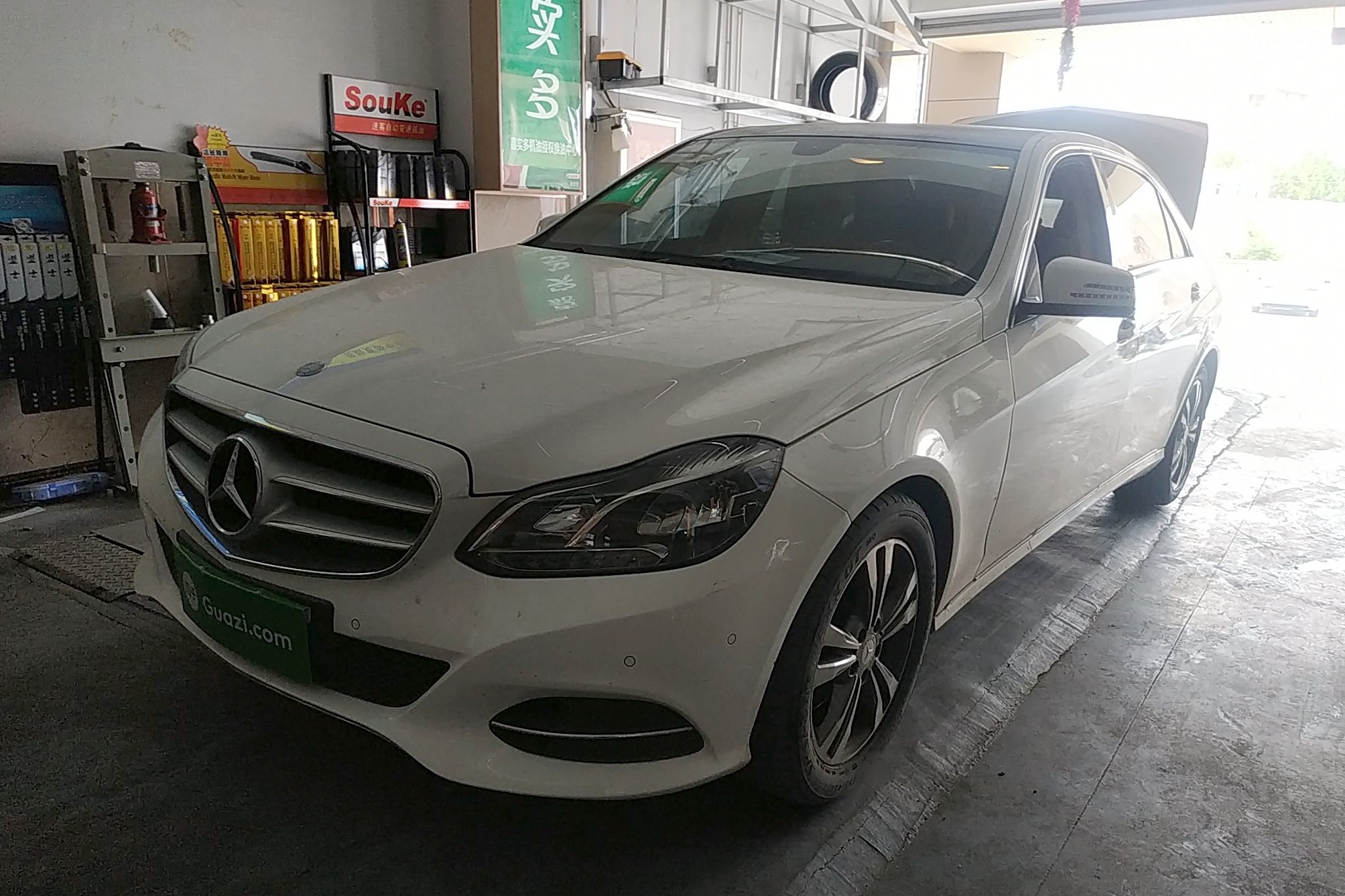 奔驰e级 2014款 e 260 l 运动型