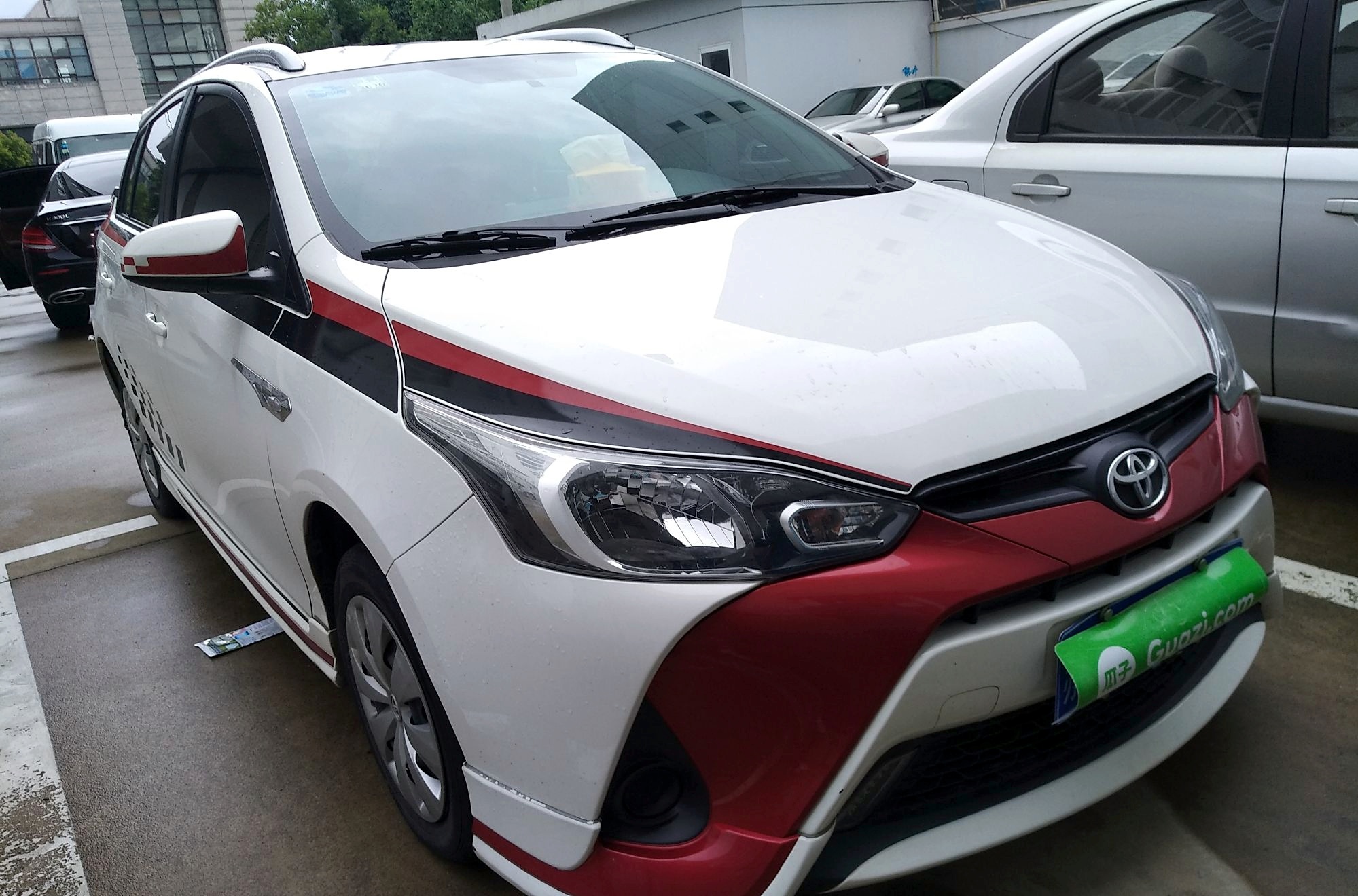 丰田yaris l 致炫 2018款 1.5e cvt冠军限量版